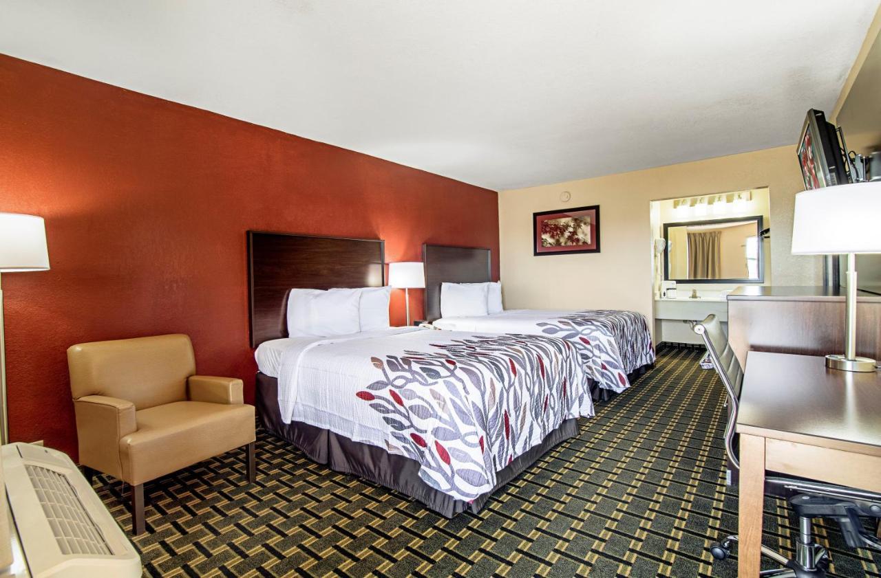 Red Roof Inn & Suites Greenwood, Sc Bagian luar foto