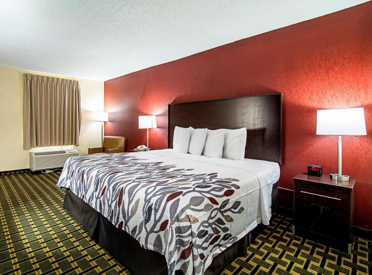Red Roof Inn & Suites Greenwood, Sc Bagian luar foto