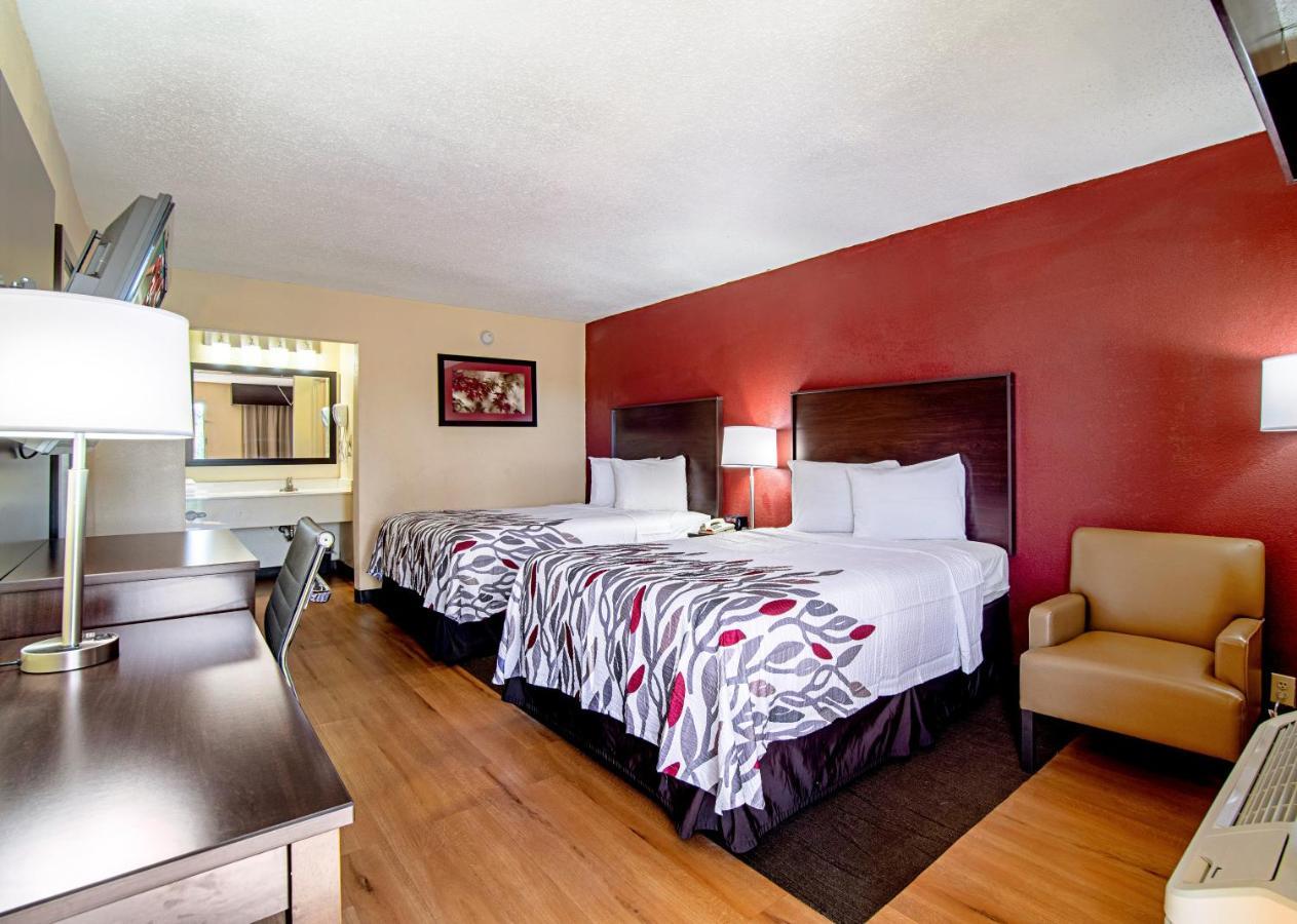 Red Roof Inn & Suites Greenwood, Sc Bagian luar foto