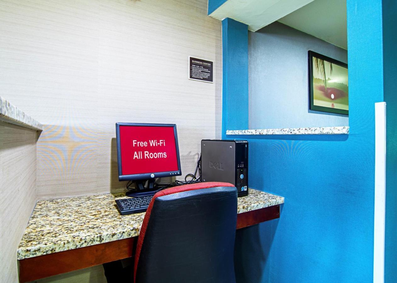 Red Roof Inn & Suites Greenwood, Sc Bagian luar foto