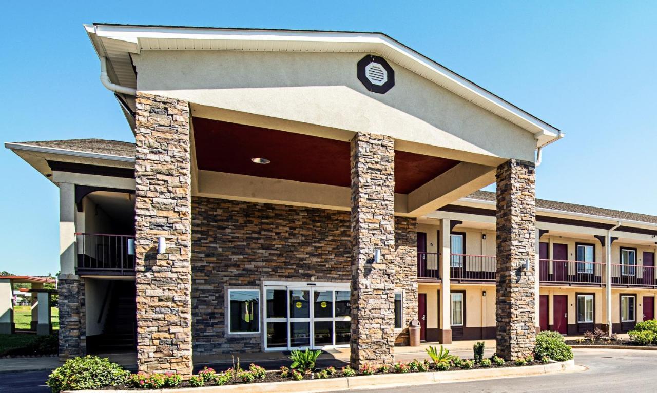 Red Roof Inn & Suites Greenwood, Sc Bagian luar foto
