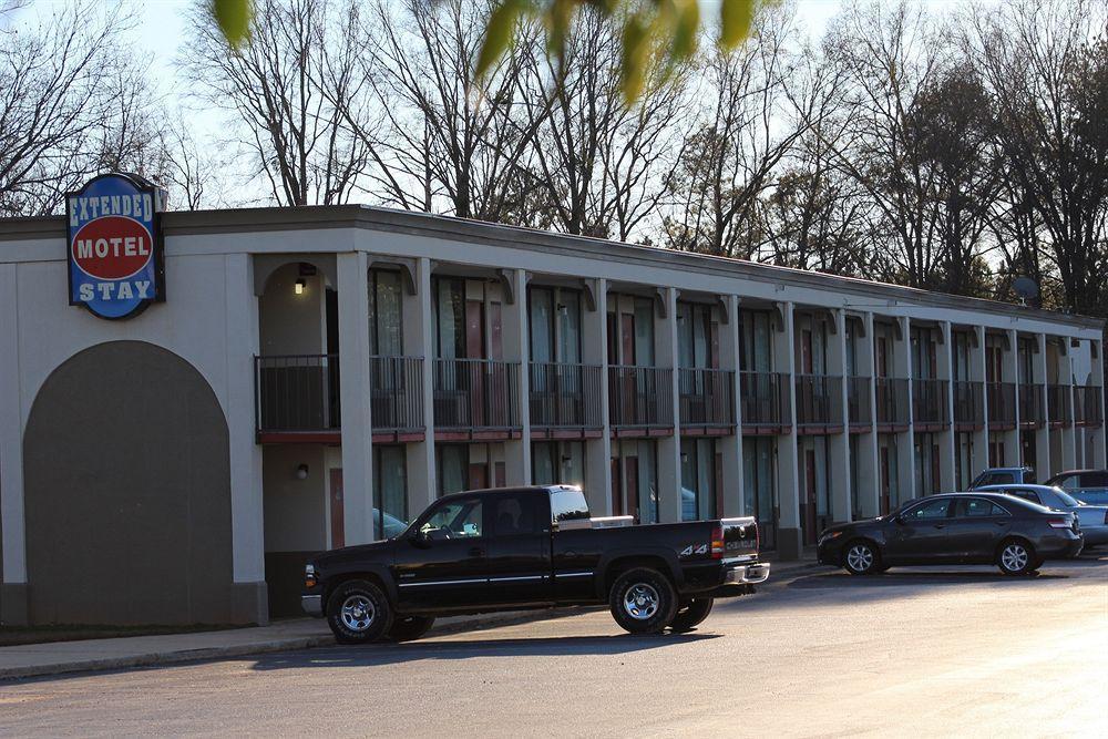 Red Roof Inn & Suites Greenwood, Sc Bagian luar foto