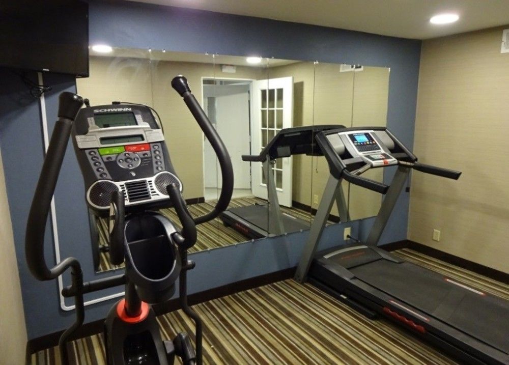 Red Roof Inn & Suites Greenwood, Sc Bagian luar foto