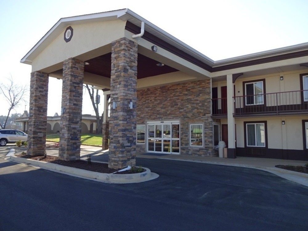 Red Roof Inn & Suites Greenwood, Sc Bagian luar foto