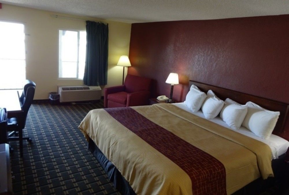 Red Roof Inn & Suites Greenwood, Sc Bagian luar foto