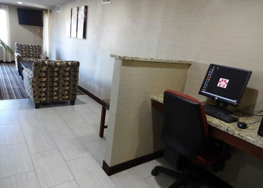 Red Roof Inn & Suites Greenwood, Sc Bagian luar foto